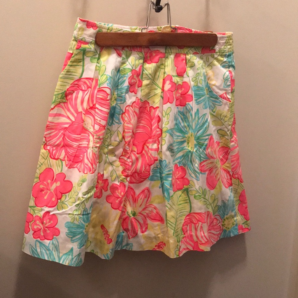 Lilly Pulitzer Vintage skirt Size 2 fabric